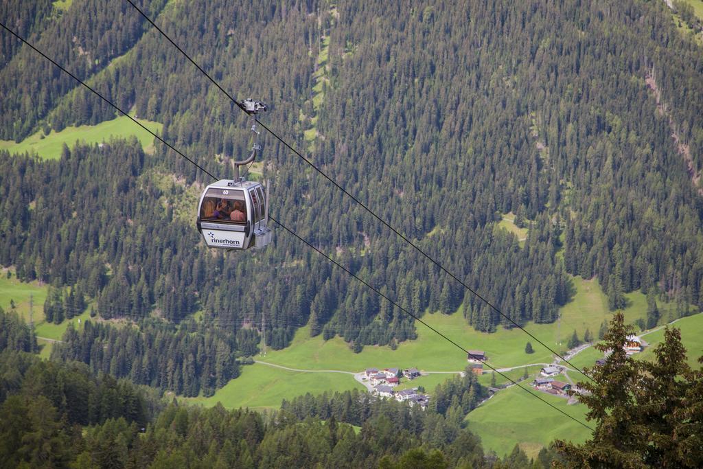 Boutique-Hotel Garni Bellevue Davos Wiesen Exterior photo